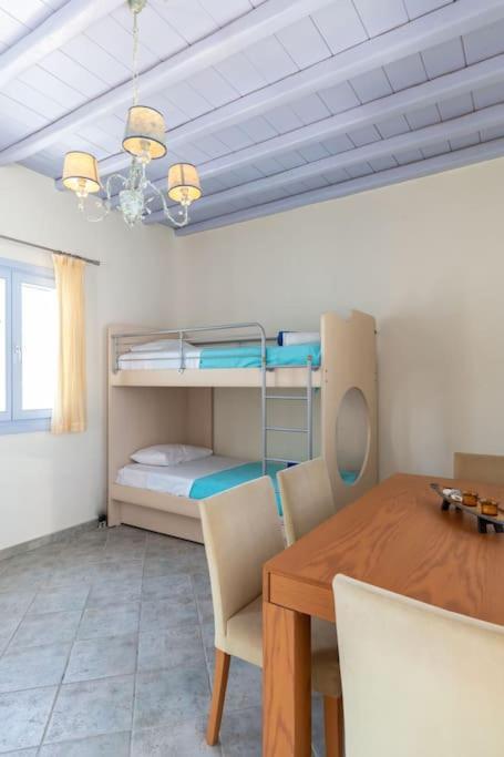אורנוס 'Nepheli' Mykonean Suite מראה חיצוני תמונה